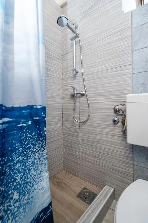 Apartment Preko 8179B