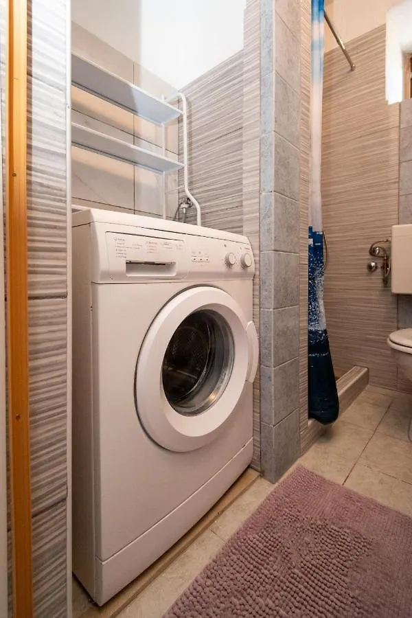 Apartment Preko 8179B Croatia